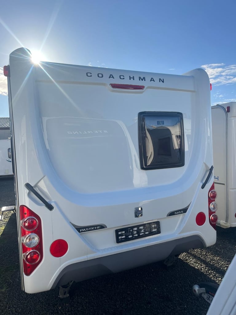 Coachman Pastiche 560/4 4 berth fixed bed fitted mover