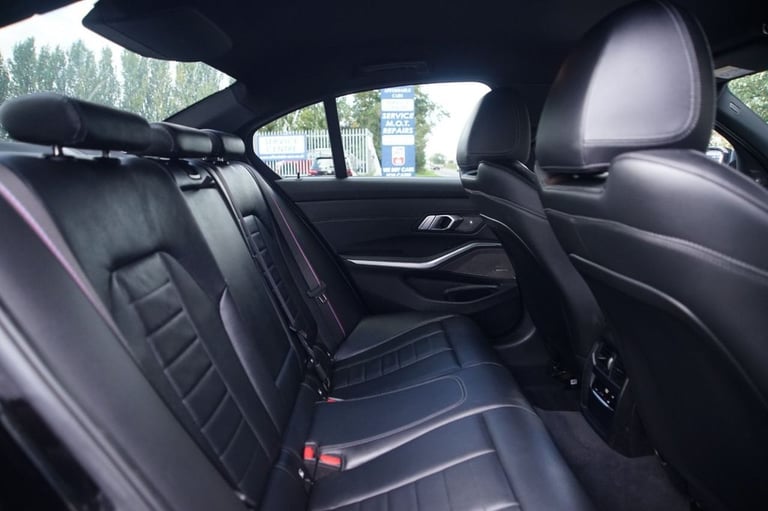 2021 BMW 3 Series 2.0 320d MHT M Sport Saloon 4dr Diesel Hybrid Auto Euro 6 (s/s) (190 ps) Saloon...