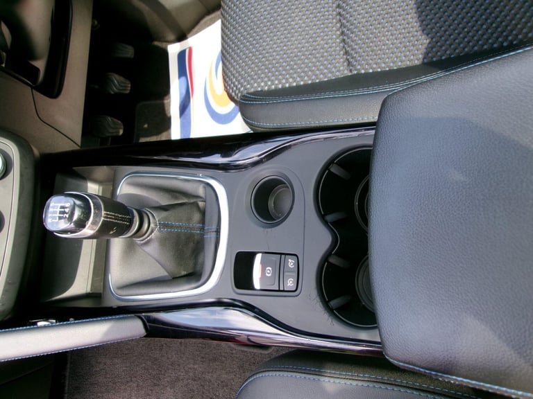 2019 Renault Kadjar 1.5 Blue dCi S Edition Euro 6 (s/s) 5dr HATCHBACK Diesel Manual