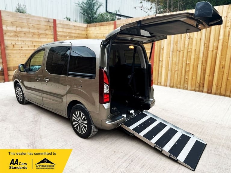 image for 2013 Peugeot Partner Tepee 3 Seat Automatic Wheelchair Accessible Disabled Access Ramp Car MPV Di...