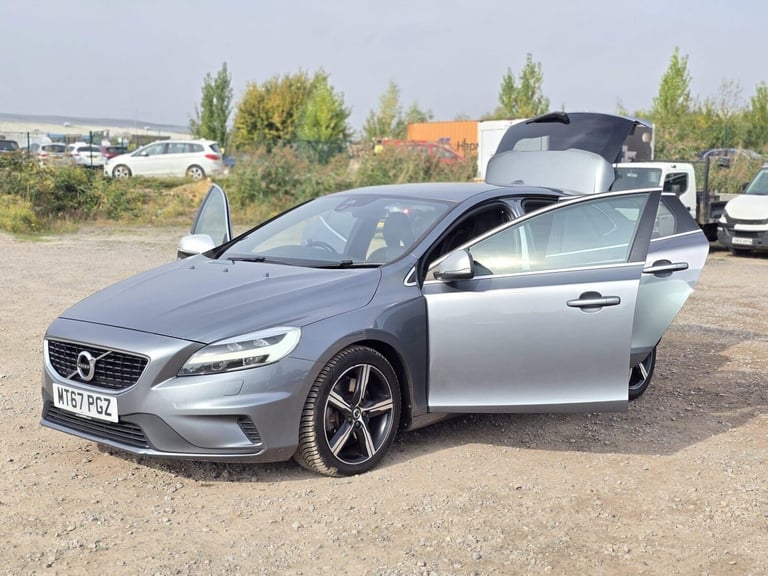 2017 Volvo V40 1.5 T3 R-Design Nav Plus Hatchback 5dr Petrol Auto Euro 6 (s/s) (152 ps) Hatchback...