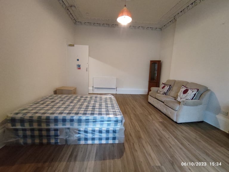 Immediate Room's for Rent in City of Glasgow Available