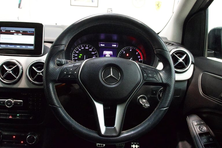 2013 Mercedes-Benz B-Class 1.8 B200 CDI Sport Euro 5 (s/s) 5dr MPV Diesel Manual