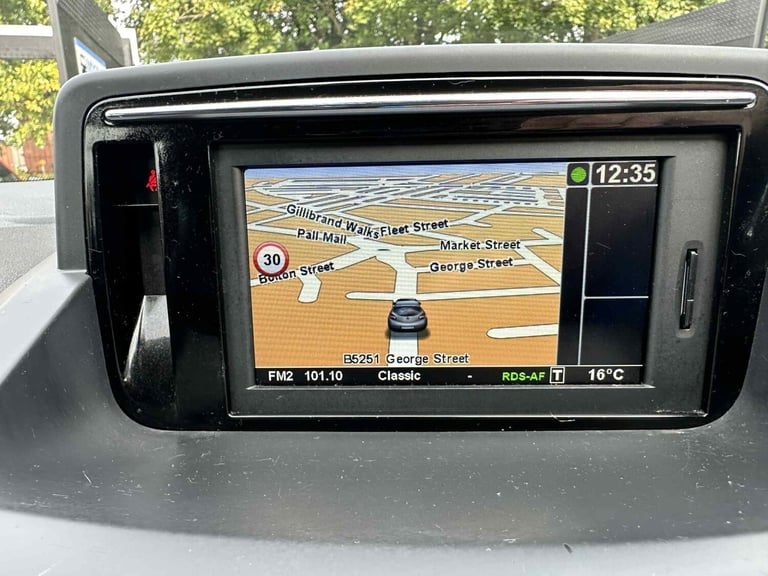 2015 Renault Megane 1.6 VVT Dynamique TomTom 3dr, 12M MOT, TOMTOM SAT NAV, FULL HISTORY, 2x KEY C...