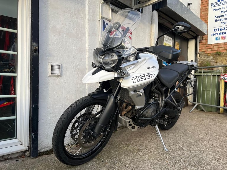 TRIUMPH TIGER 800 XCA ADVENTURE BIKE 2020 FSH