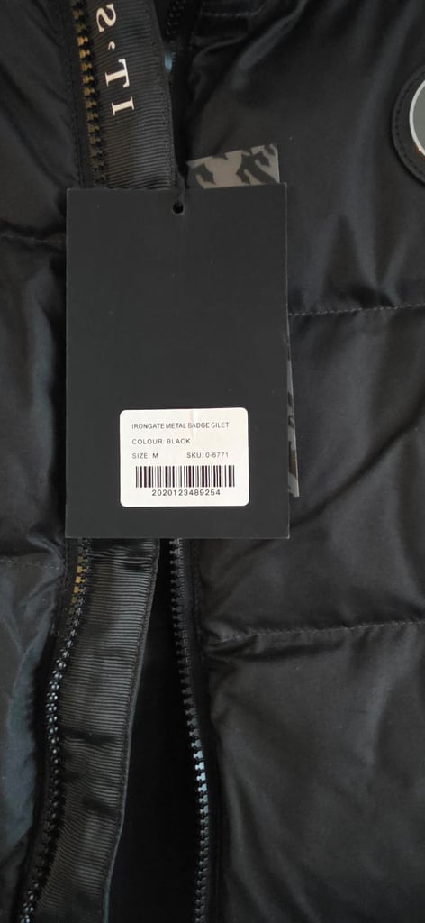 New with tags. Trapstar gilet. Size medium 