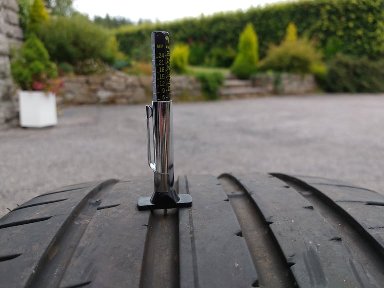 Good Year Eagle F1 245/40 R17 91Y.