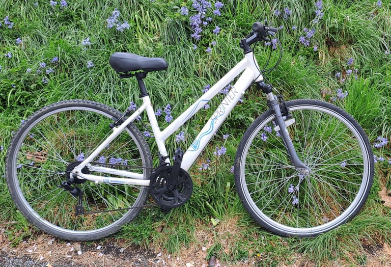 image for Ladies hybrid aluminium frame townbike 