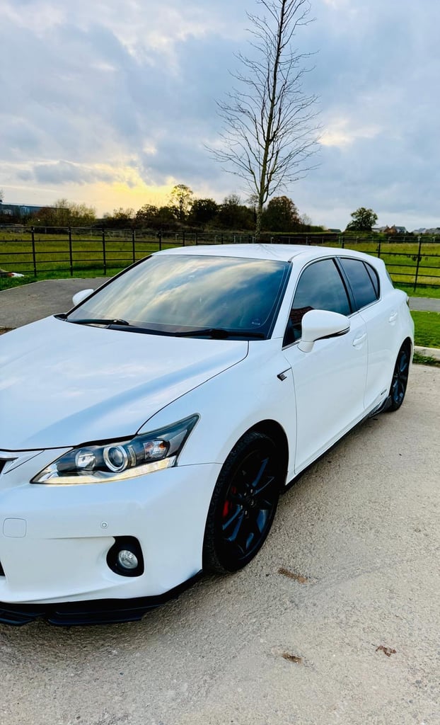 Lexus, CT, Hatchback, 2011, Semi-Auto, 1798 (cc), 5 doors
