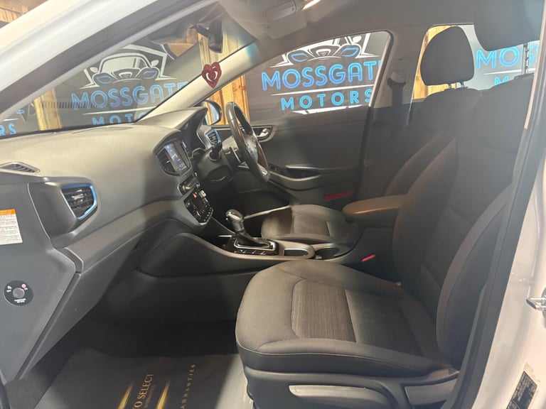 2018 Hyundai IONIQ 1.6 h-GDi Premium DCT Euro 6 (s/s) 5dr HATCHBACK Petrol/Electric Hybrid Automatic