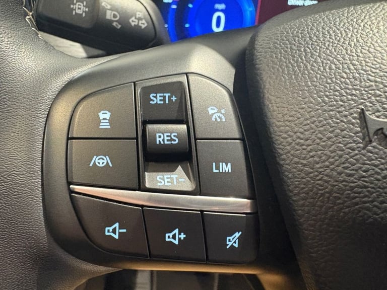 2022 Ford Kuga 2.5 Duratec 14.4kWh Vignale SUV 5dr Petrol Plug-in Hybrid CVT Euro 6 (s/s)  HATCHB...
