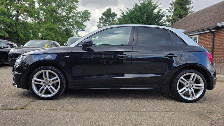 AUDI A1 1.4 TFSI S line Sportback S Tronic Euro 5 5dr 2012