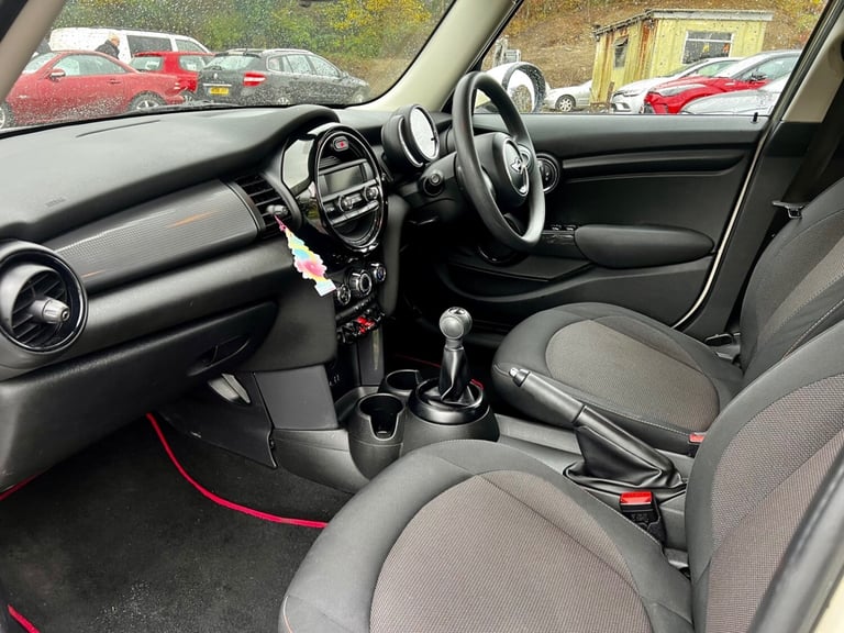 2016/66 MINI COOPER 5DR F55 1.5 HATCH WHITE FSH TURBO F56 5 DOOR £20 CHEAP TAX