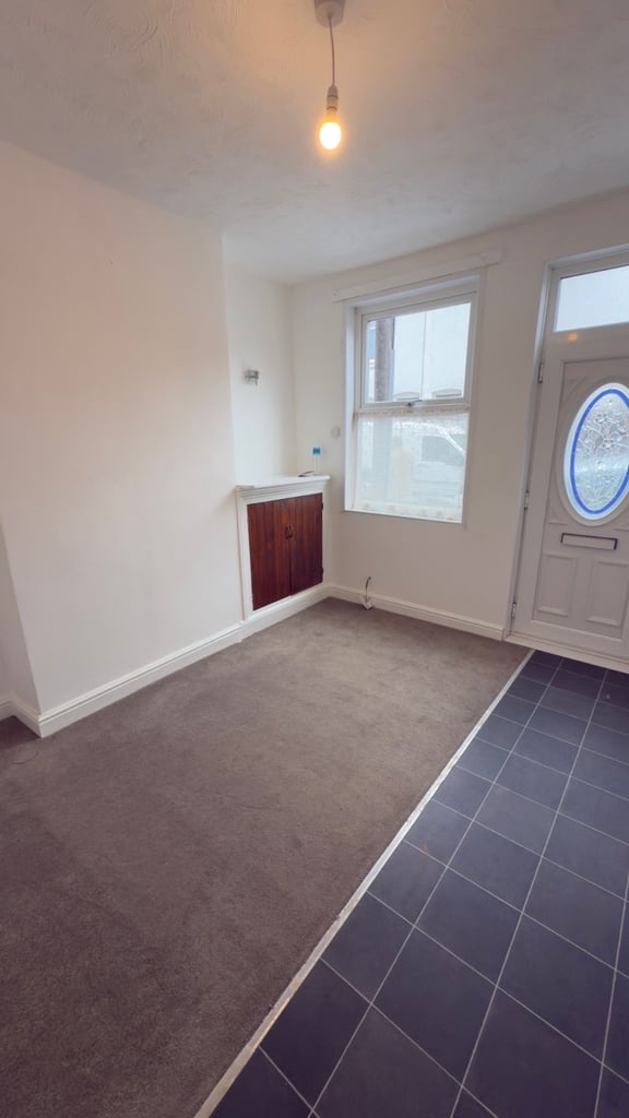 House To Let - WS1 - Well presented- Great Location 