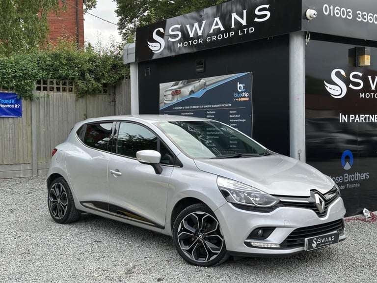 2018 Renault Clio 0.9 Iconic TCe 90 Petrol Manual 5 Door Hatchback Silver