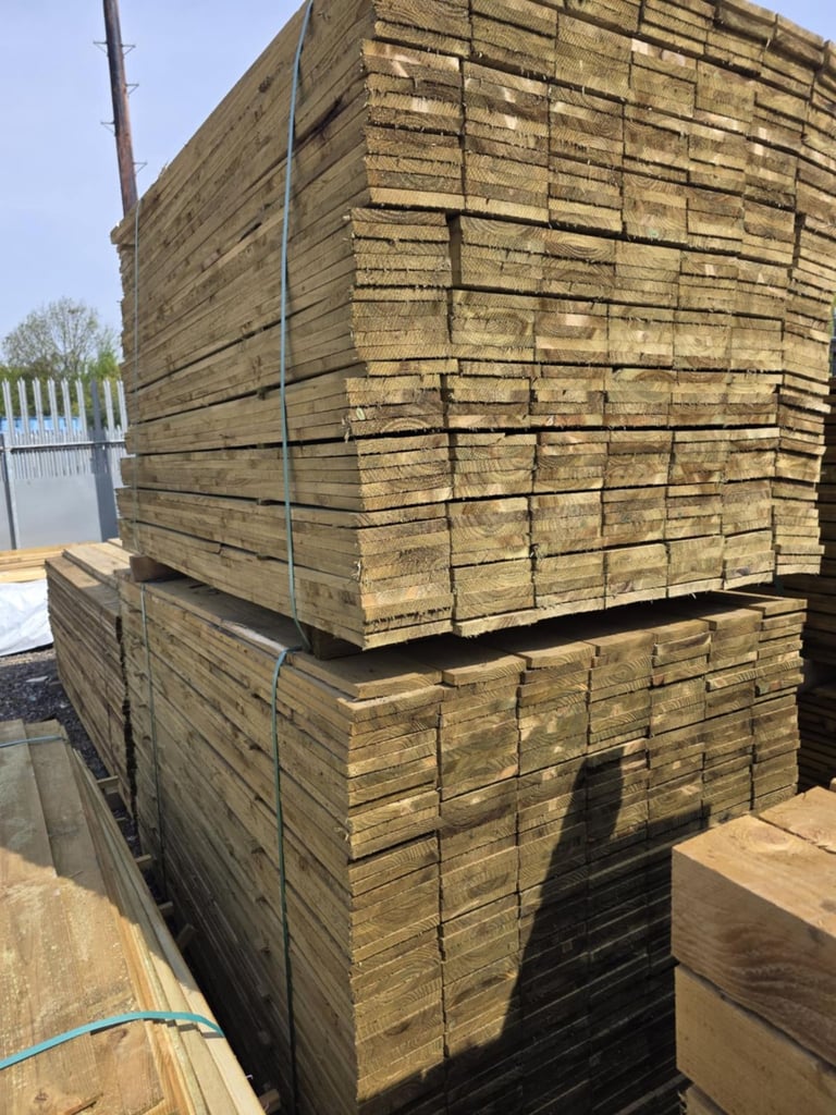 image for ❤️ 150x19mm TIMBER FENCE BOARDS