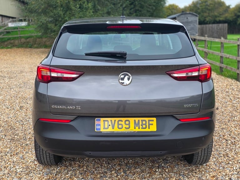 Vauxhall Grandland X SE