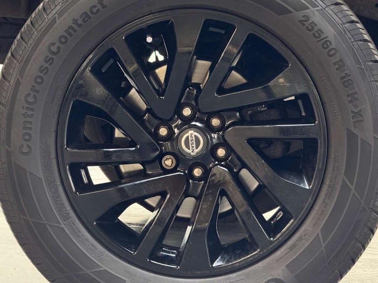 2020 Nissan Navara 2.3 dCi N-Guard Auto 4WD Euro 6 4dr Pickup Diesel Automatic