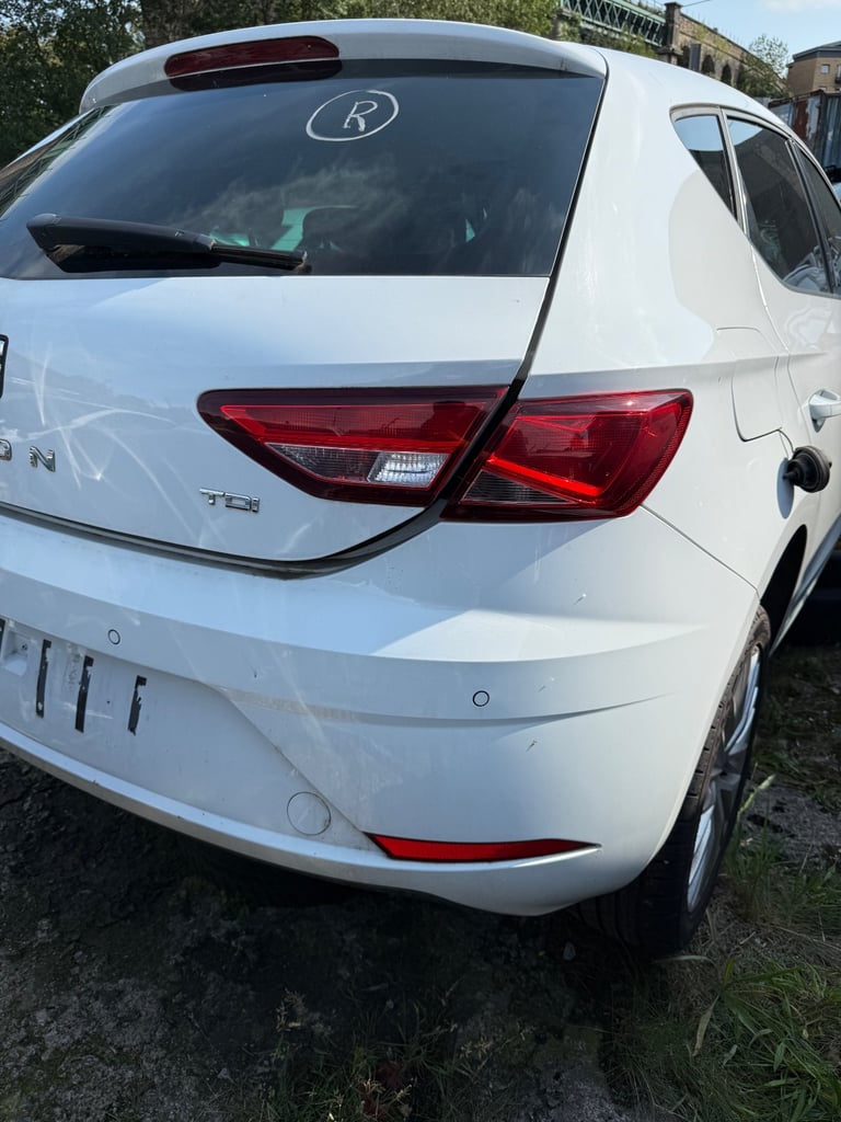 Seat Leon Breaking for Parts. Message for Enquiries and Prices.