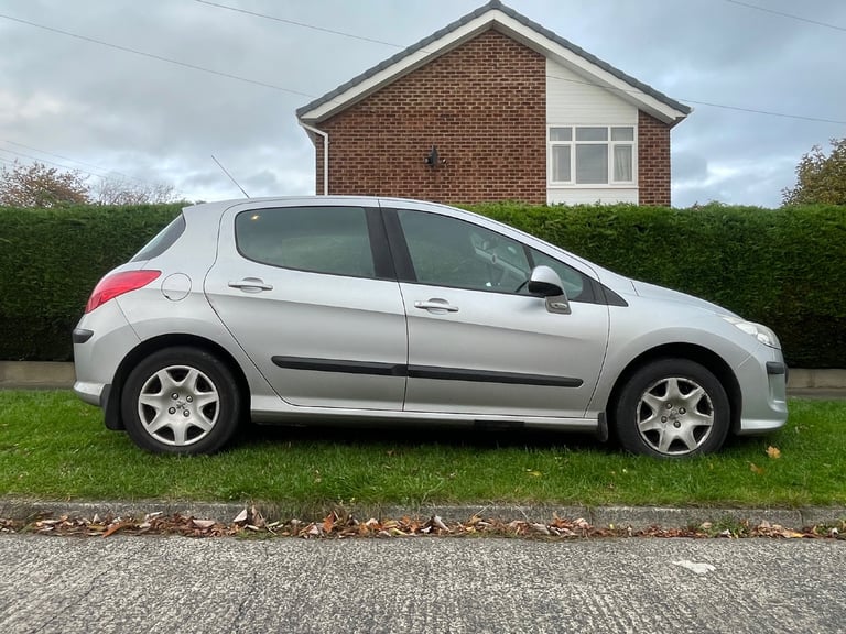 Peugeot, 308, Hatchback, 2009, Manual, 1560 (cc), 5 doors