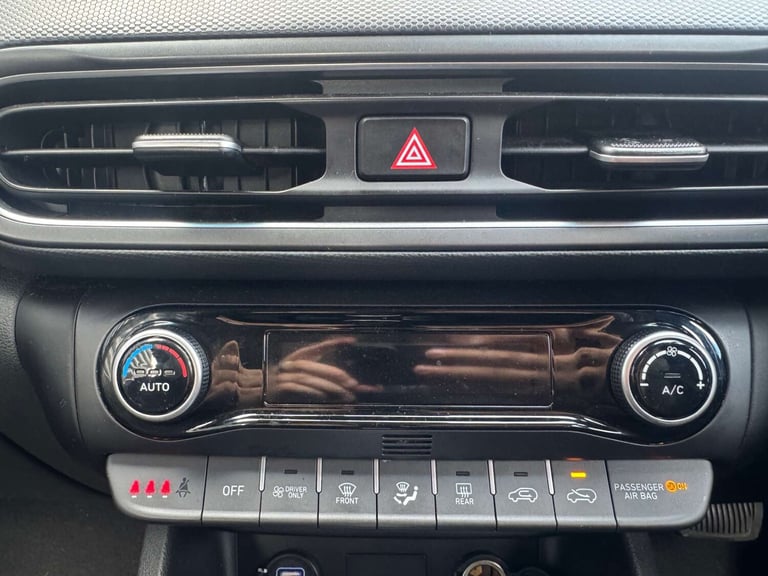 2022 Hyundai KONA 1.6 Kona SE Connect GDi HEV Semi-Auto 5dr SUV Hybrid Automatic