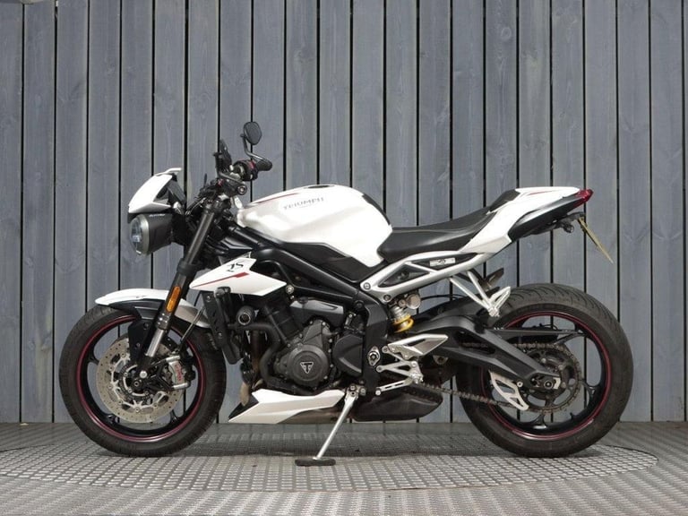 2019 69 TRIUMPH STREET TRIPLE 765 RS