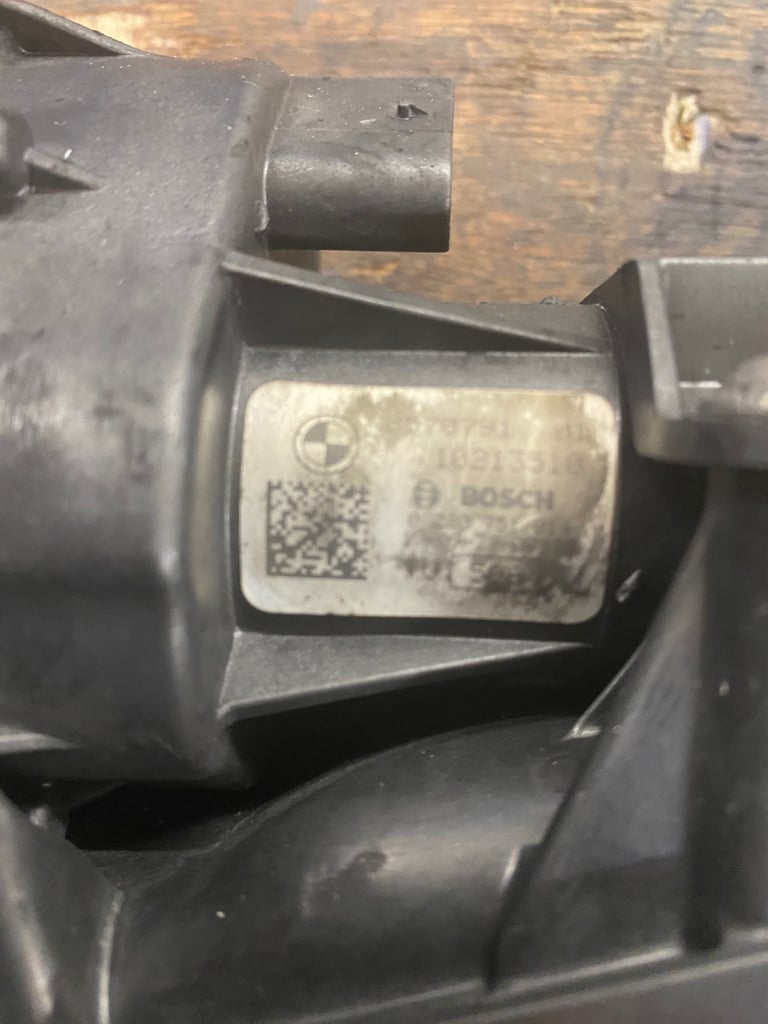 image for Swirl flap manifold (used)