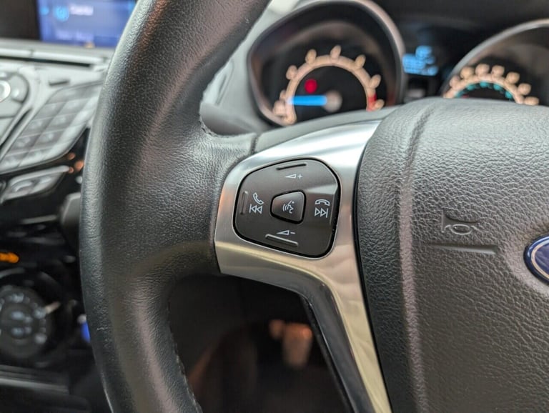 2017 Ford Fiesta 1.25 Zetec Hatchback 5dr Petrol Manual Euro 6 (82 ps) AIR/CON + TINTED GLAS HATC...