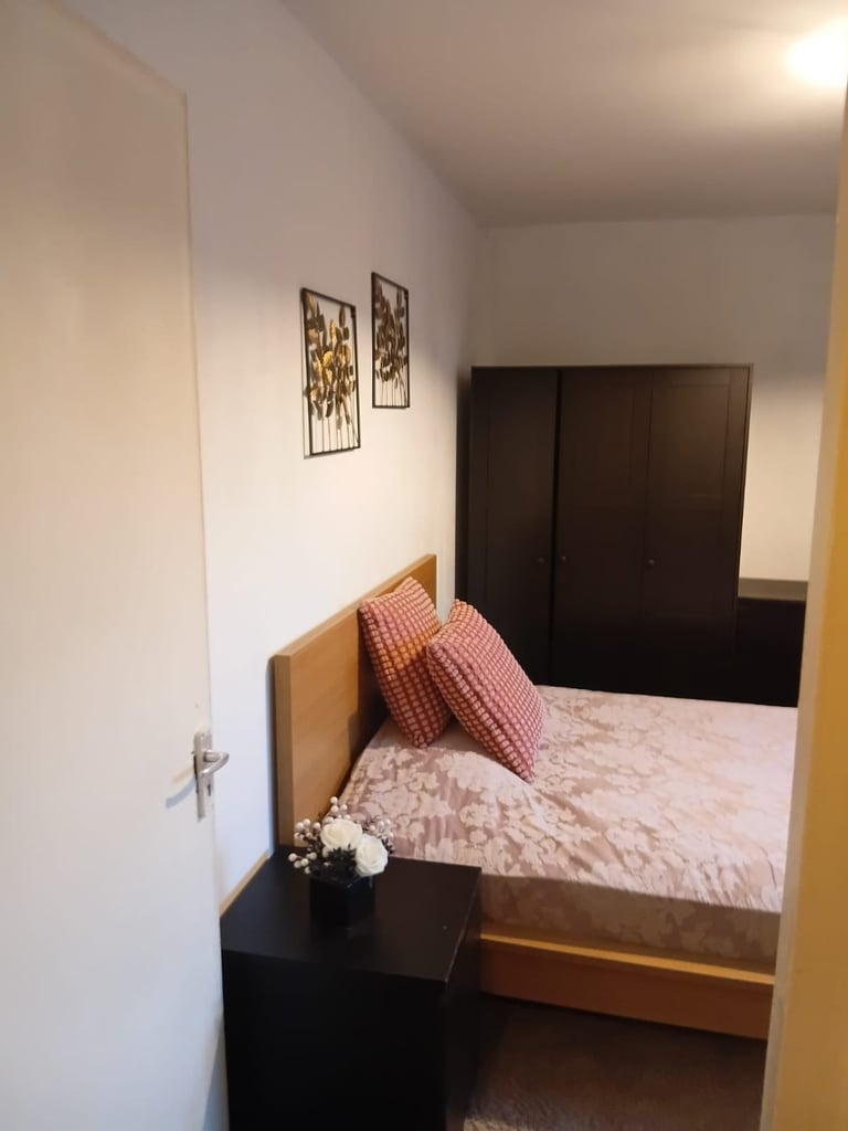 image for Large double room 