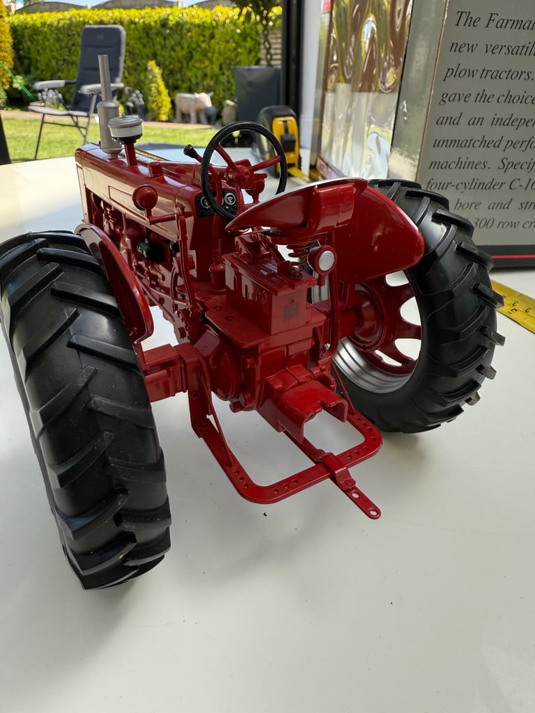 1/16 Speccast International harvest farmall 300 vintage gas tractor boxed rare