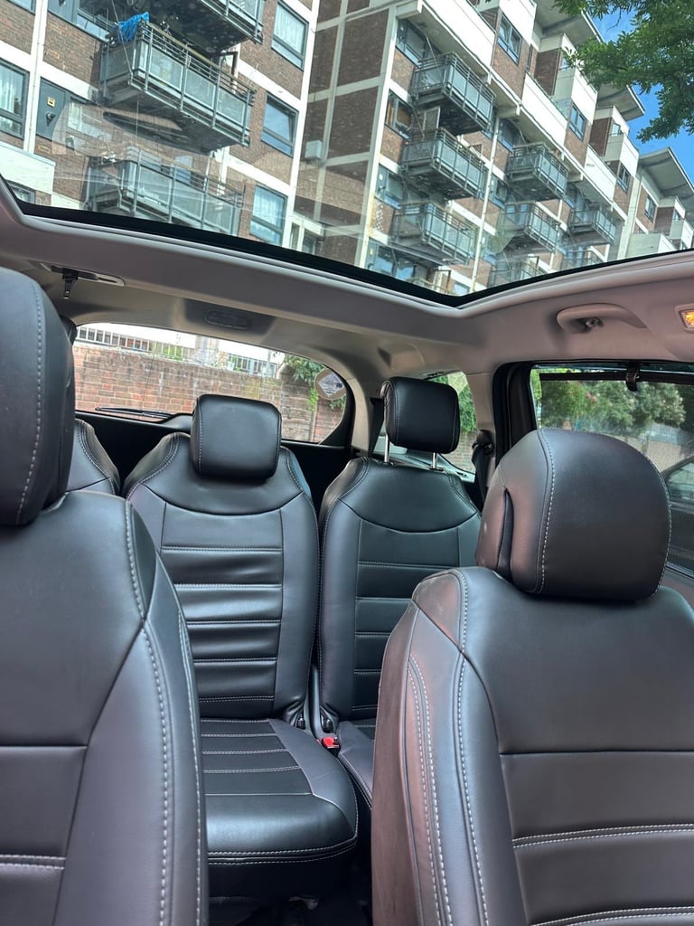 Peugeot, 5008, MPV, 2016, Semi-Auto, 1560 (cc), 5 doors