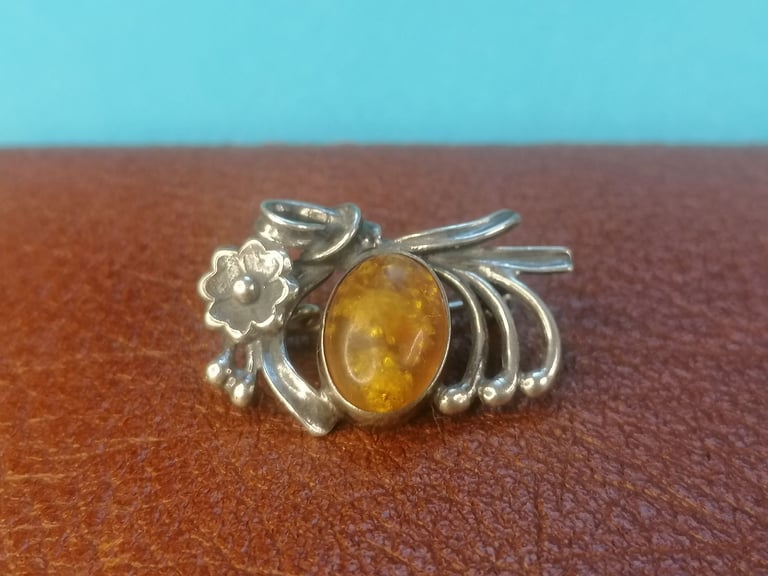 A Lovely Vintage Silver  with Baltic see Amber stone Brooch.  