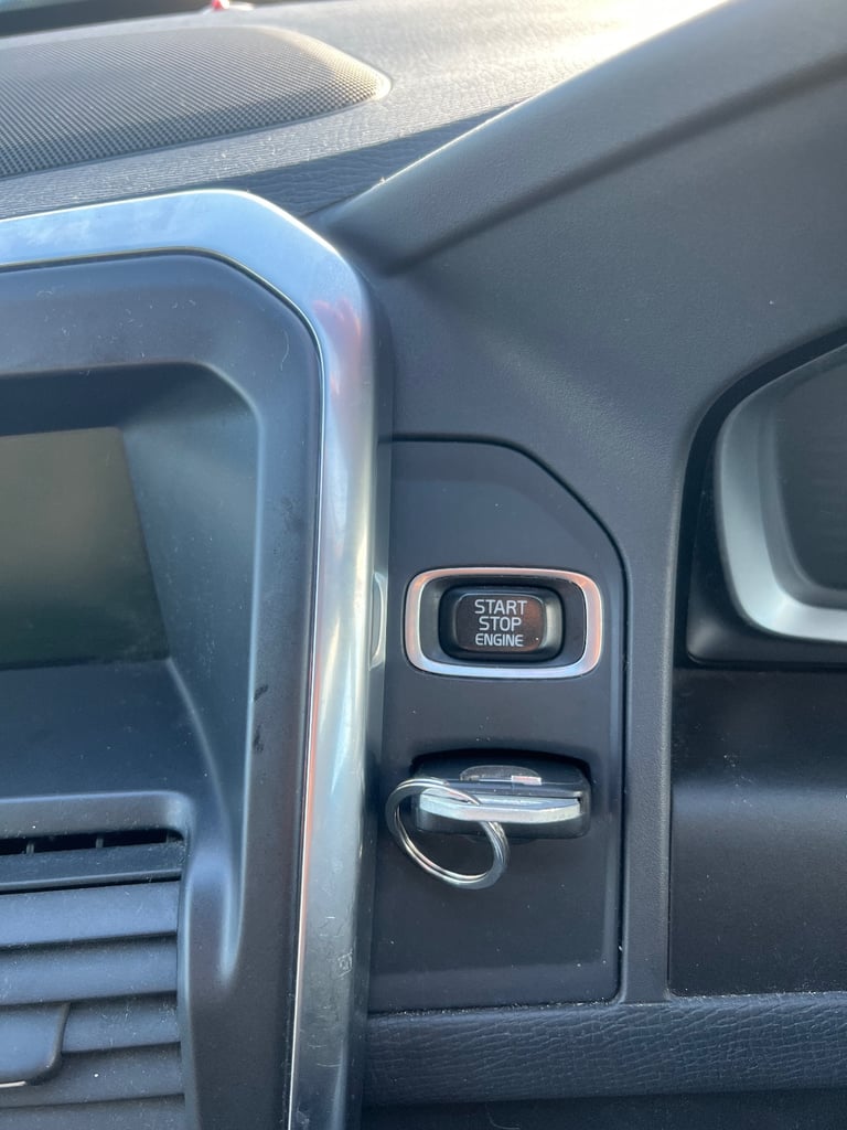 Volvo, XC60, Estate, 2013, Semi-Auto, 2400 (cc), 5 doors