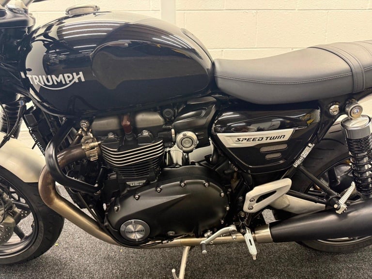 2021 Triumph Speed Twin ** Lovely Condition - Full Service History - Warranty **