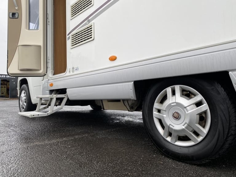 2009 SWIFT SUNDANCE 590RL 4 BERTH MOTORHOME