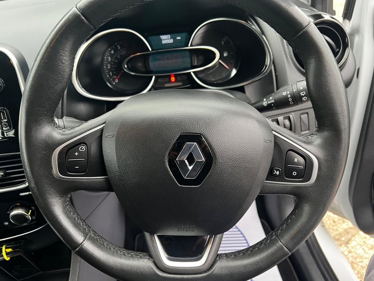 2016 Renault Clio 1.2 16V Dynamique Nav Euro 6 5dr HATCHBACK Petrol Manual