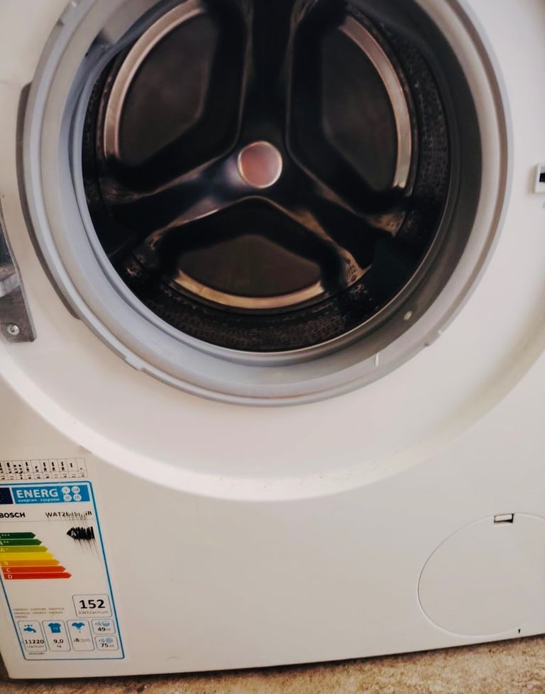 BOSCH washing machine 9kg. ‘Delivery available 