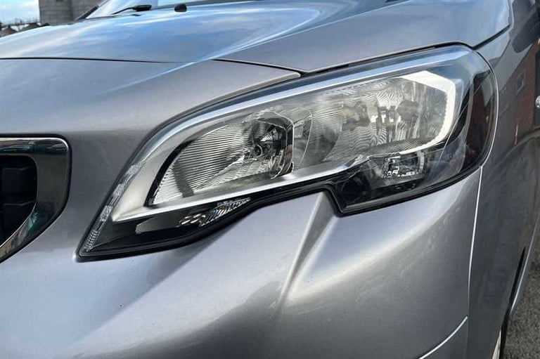 2023 Peugeot Traveller Business VIP 2.0 BlueHDi Diesel Automatic Start/Stop (180ps) MPV Diesel Au...