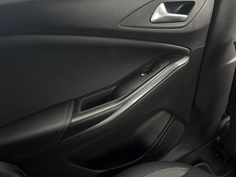 2019 Vauxhall Grandland X 1.2 Turbo Sport Nav 5dr Hatchback Manual