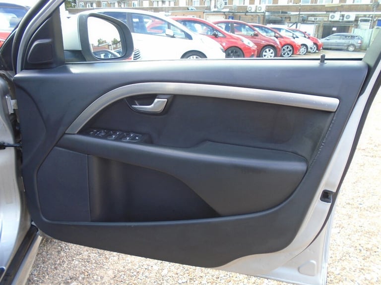 2009 Volvo V70 2.5T [231] SE Premium 5dr Geartronic ESTATE PETROL Automatic