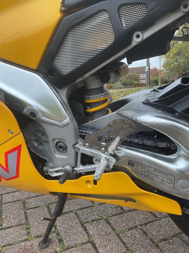 Aprilia, RSV, 2002, 998 (cc)