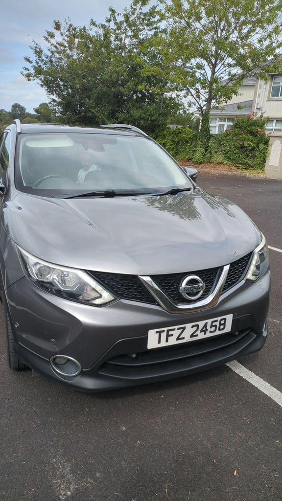 image for Nissan, QASHQAI, Hatchback, 2014, Manual, 1461 (cc), 5 doors