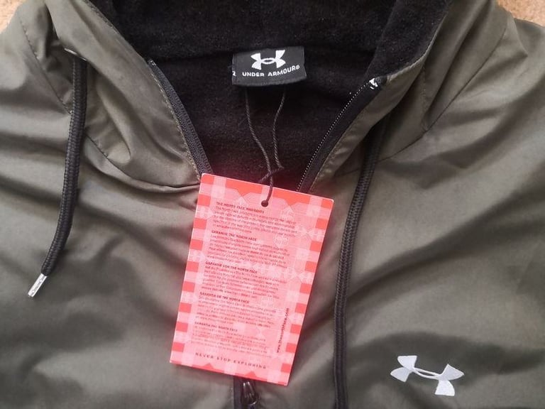 UNDER ARMOUR Green Hoodie Hooded Sweatshirt Top. Brand new, unused with original tag.