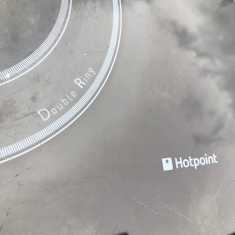 Hotpoint Elegance CRC641DB ELECTRIC HOB Four Rings Glass Ceramic Surface Schott Ceran (£299 ONP)