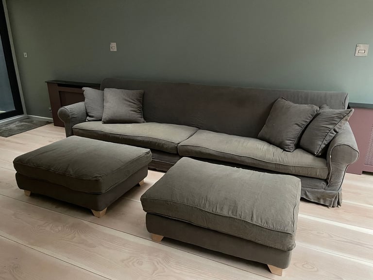 Cozy 5-seater sofa with footstools  - looking for a new home