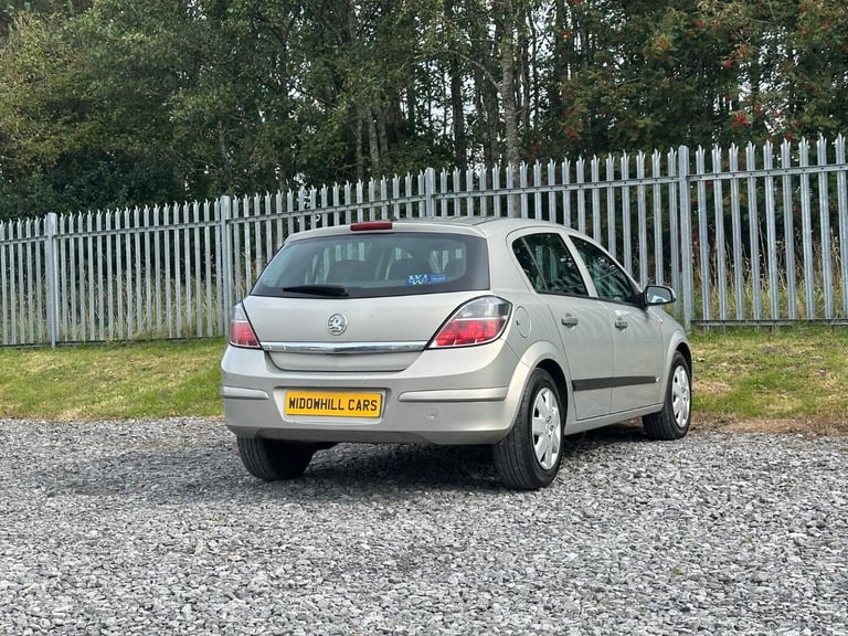 VAUXHALL ASTRA 1.6 i 16v Life 2009