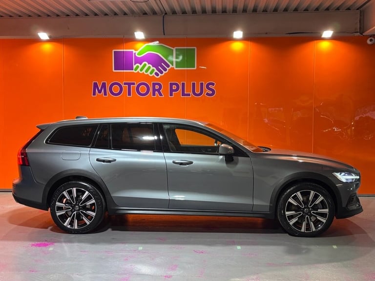 2019 19 VOLVO V60 CROSS COUNTRY 2.0 D4 PLUS ESTATE 5DR DIESEL AUTO AWD EURO 6 (S