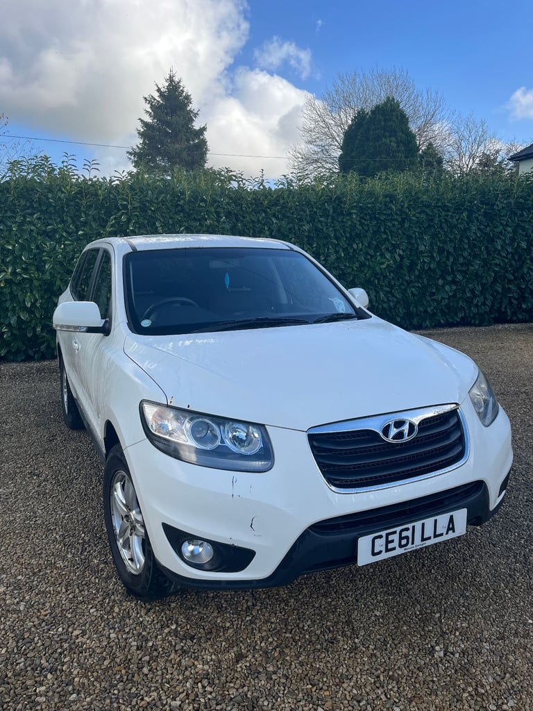 Hyundai, SANTA FE, Style, CRDi, Estate, 4WD, 7 seats, 2011 (61), Manual, 2199 (cc), 5 doors