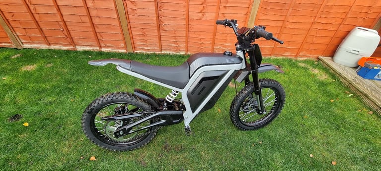 Hardly used electric dirt bike 2500W 