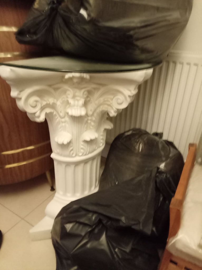 Home grand display floorstanding shelf unit living room/hallway